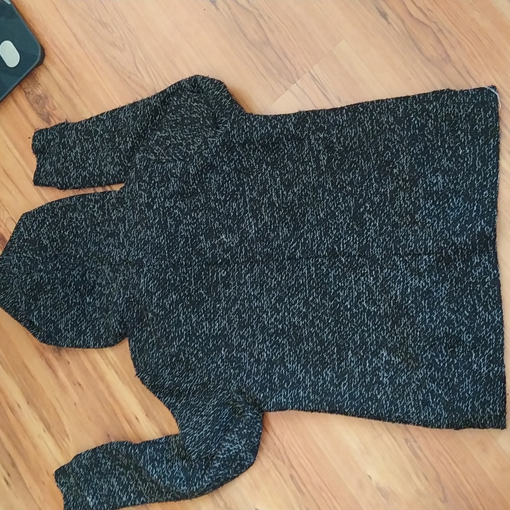 Fabletics Sweatshirt - Picture 5 of 6